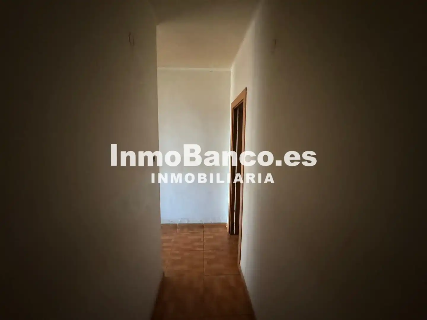 Piso en venta en Chiva con Balcón