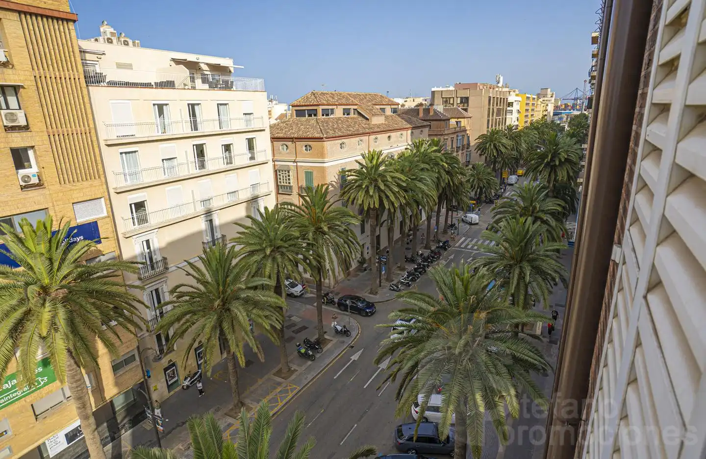 Piso con ascensor en venta en Alameda de Colón, imagen 8