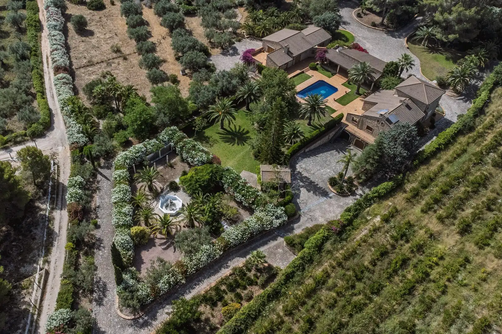 Vista exterior de Casa o xalet en venda en Pedreguer amb Aire condicionat, Calefacció i Jardí privat