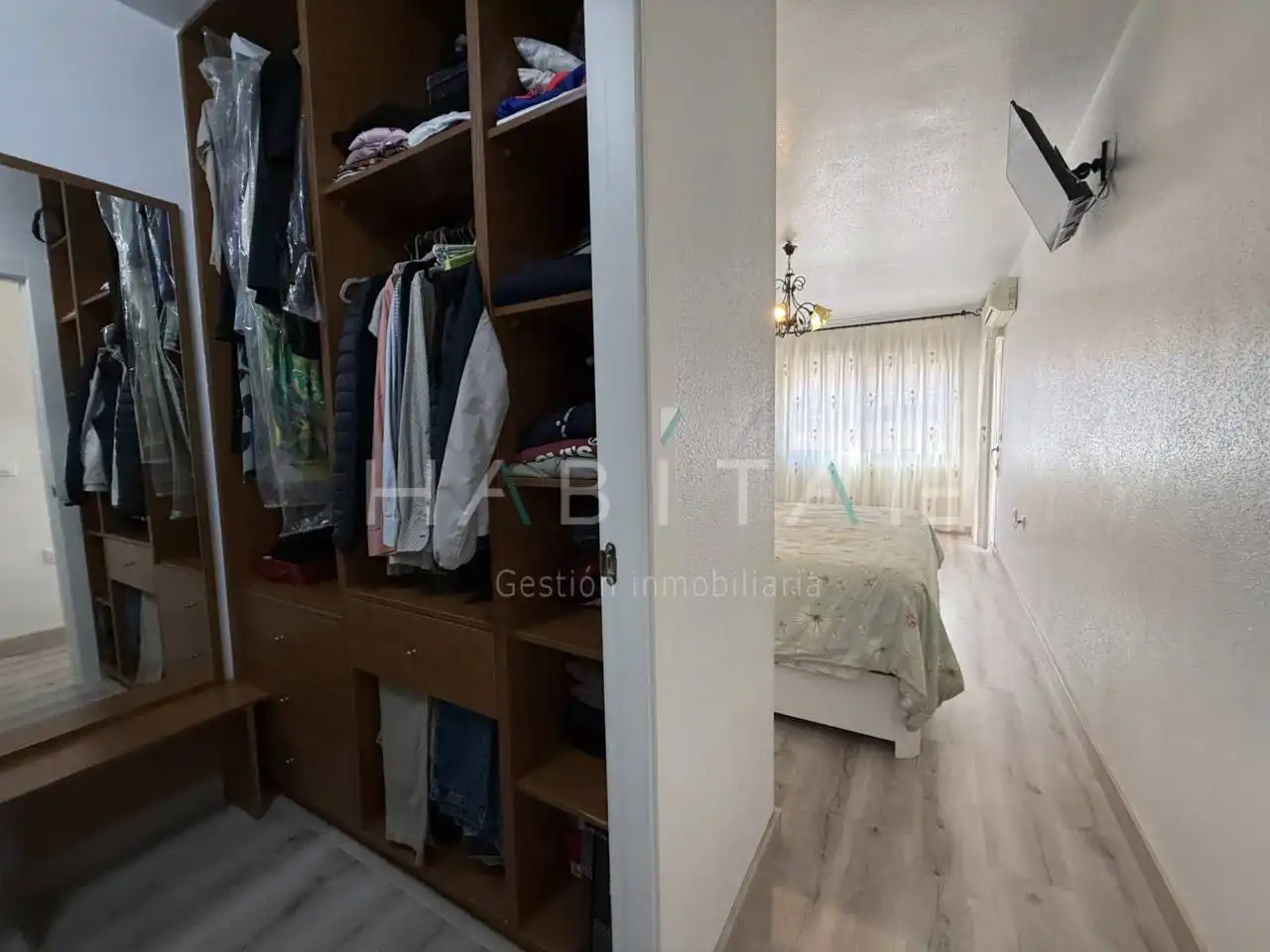 Habitación de Dúplex en venta en Pilar de la Horadada con Aire acondicionado, Terraza y Balcón