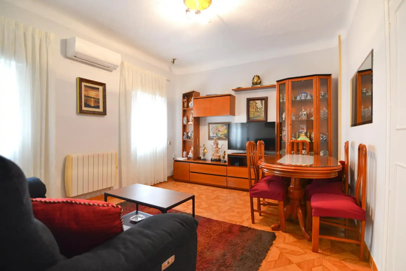 Sala d'estar de Pis en venda en Madrid amb Aire condicionat i Calefacció