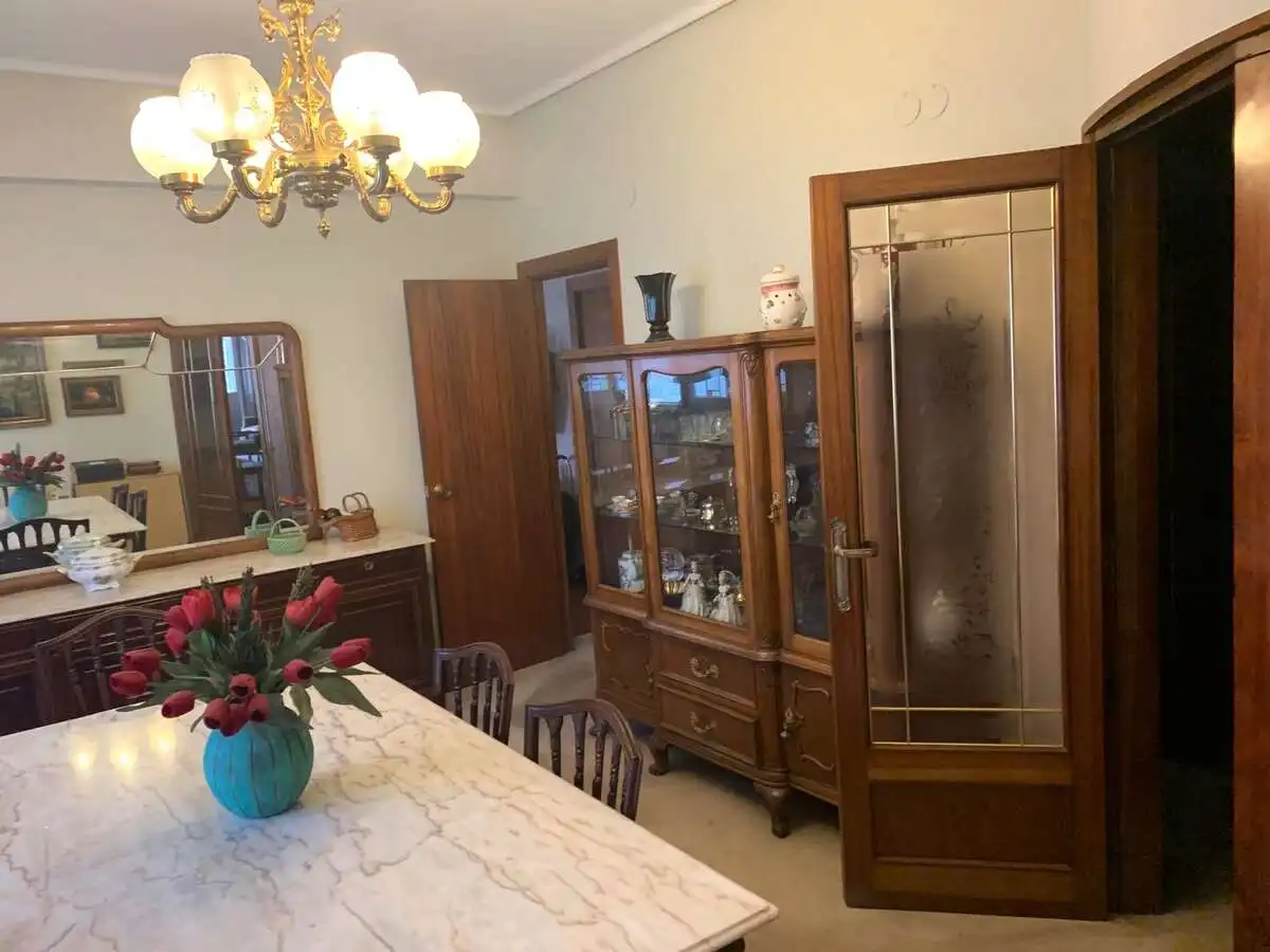 Comedor de Piso en venta en Bilbao  con Calefacción, Terraza y Trastero