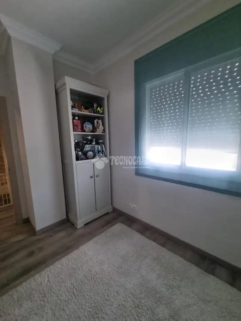 Casa aparellada en venda a Morón de la Frontera, imagen 31