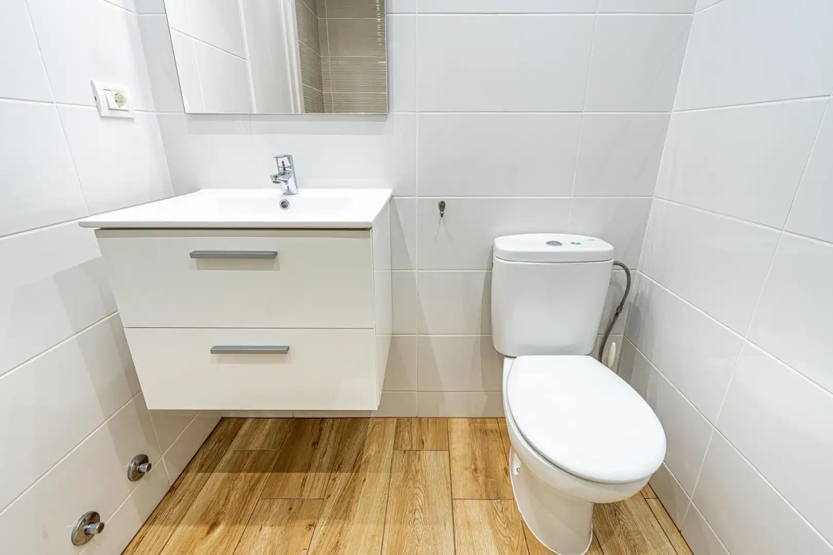 Baño de Piso de alquiler en Arona con Terraza y Amueblado