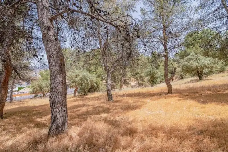 Piso en venta en La Zubia con Amueblado