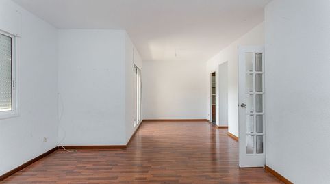 Foto 5 de Casa adosada en venta en C/ Ferrer I Guardia, La Roureda, Viladecans