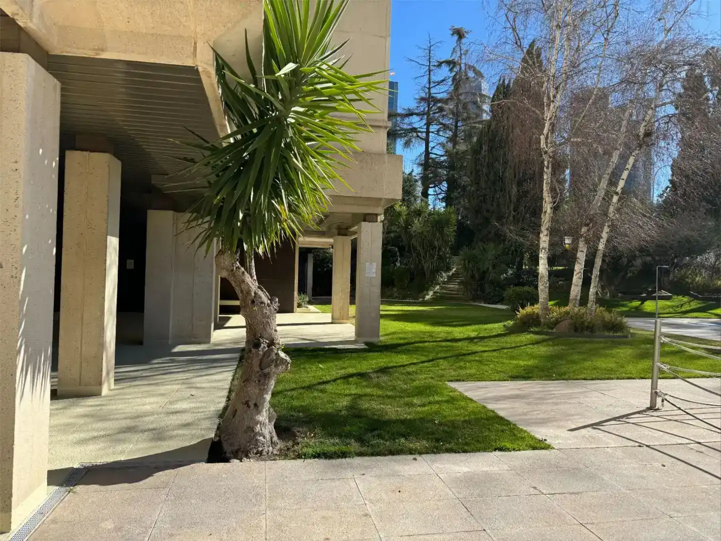 Vista exterior de Piso de alquiler en Madrid con Aire acondicionado, Jardín privado y Parquet