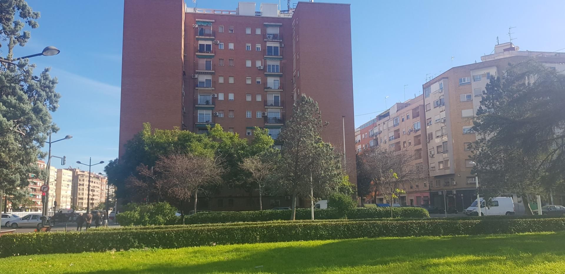 Exterior view of Flat for sale in  Valencia Capital  with Air Conditioner and Balcony