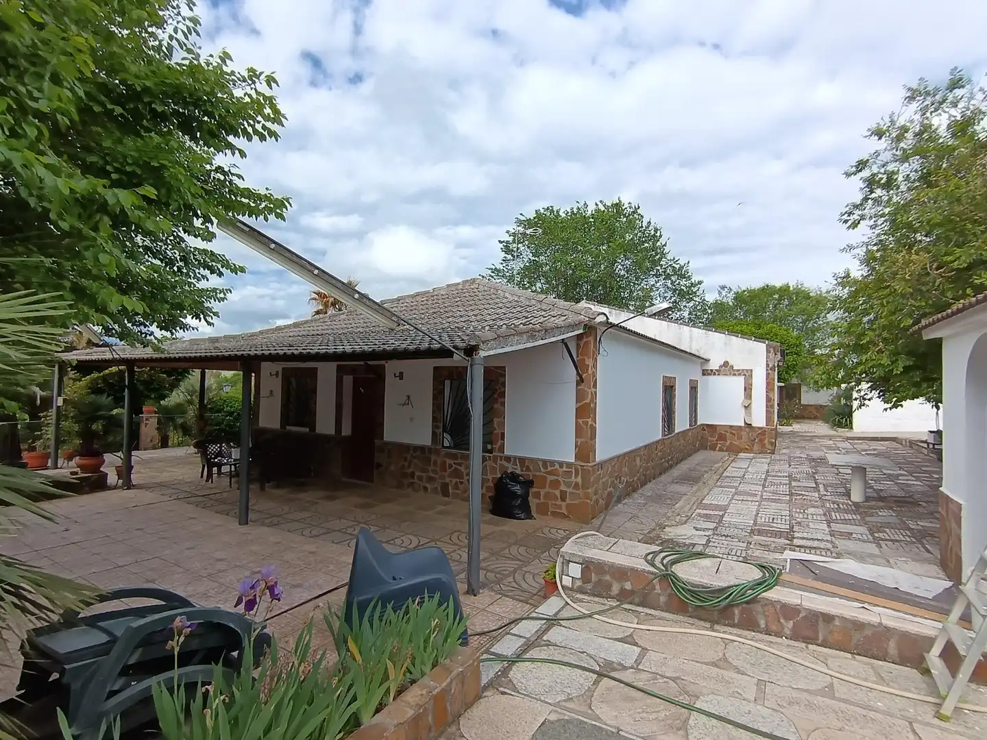 Vista exterior de Casa o chalet en venta en Brazatortas con Aire acondicionado, Calefacción y Jardín privado