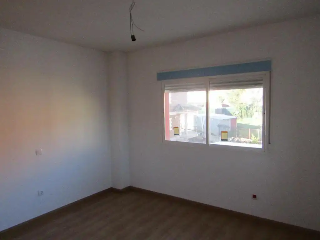 Habitación de Casa adosada en venta en Belmonte de Tajo