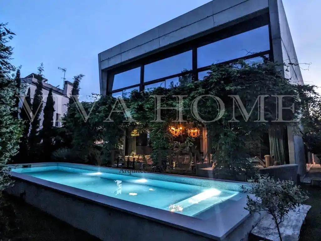 Swimming pool of Houses for sale in Pozuelo de Alarcón