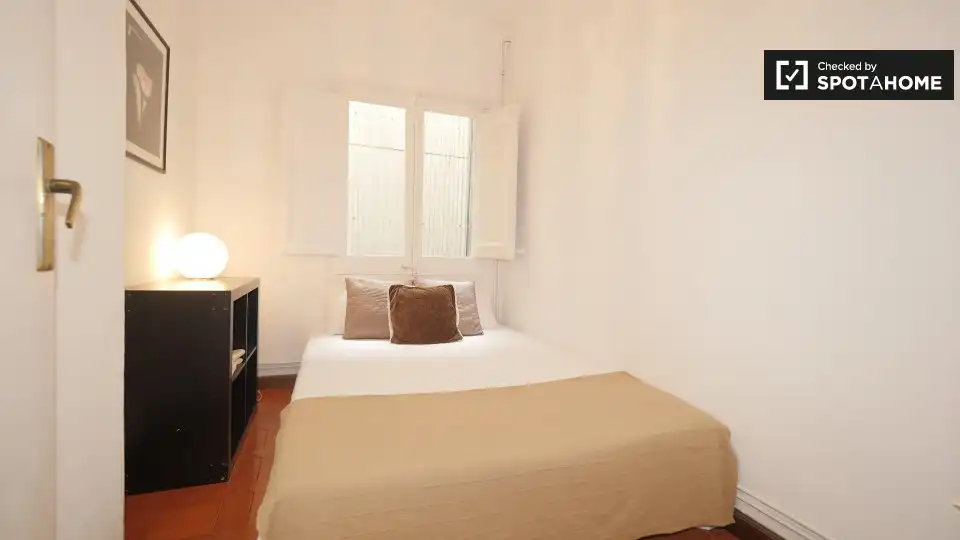 Schlafzimmer von Wohnungen zur untervermieten in Barcelona mit Klimaanlage, Heizung und Terrasse
