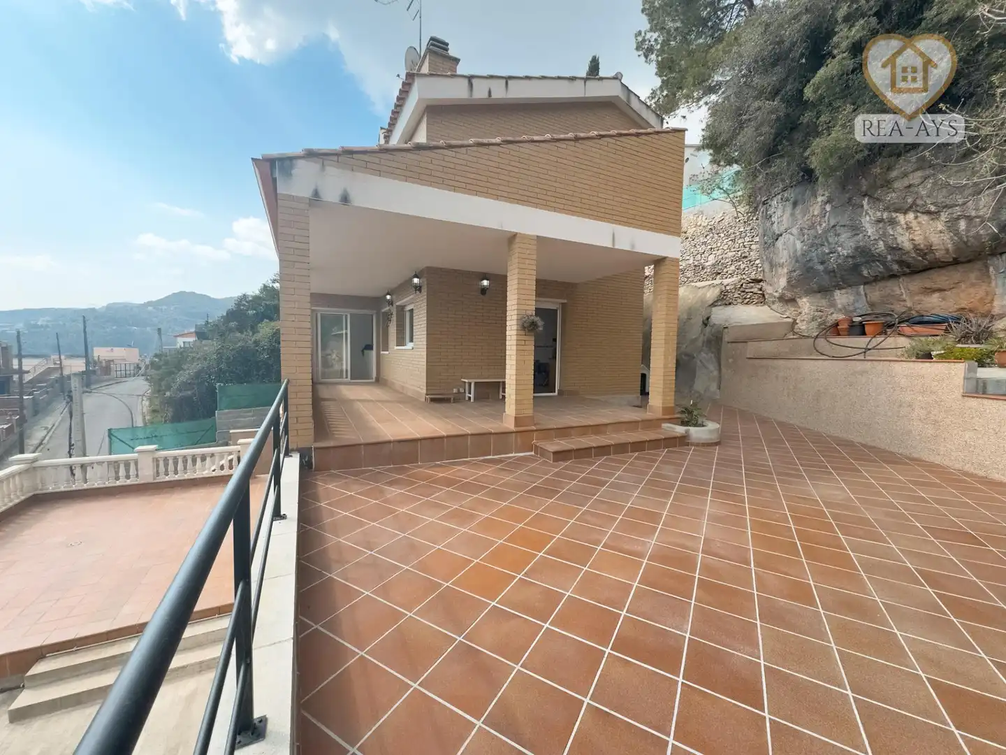 Terraza de Casa o chalet en venta en Vallirana con Aire acondicionado, Calefacción y Jardín privado