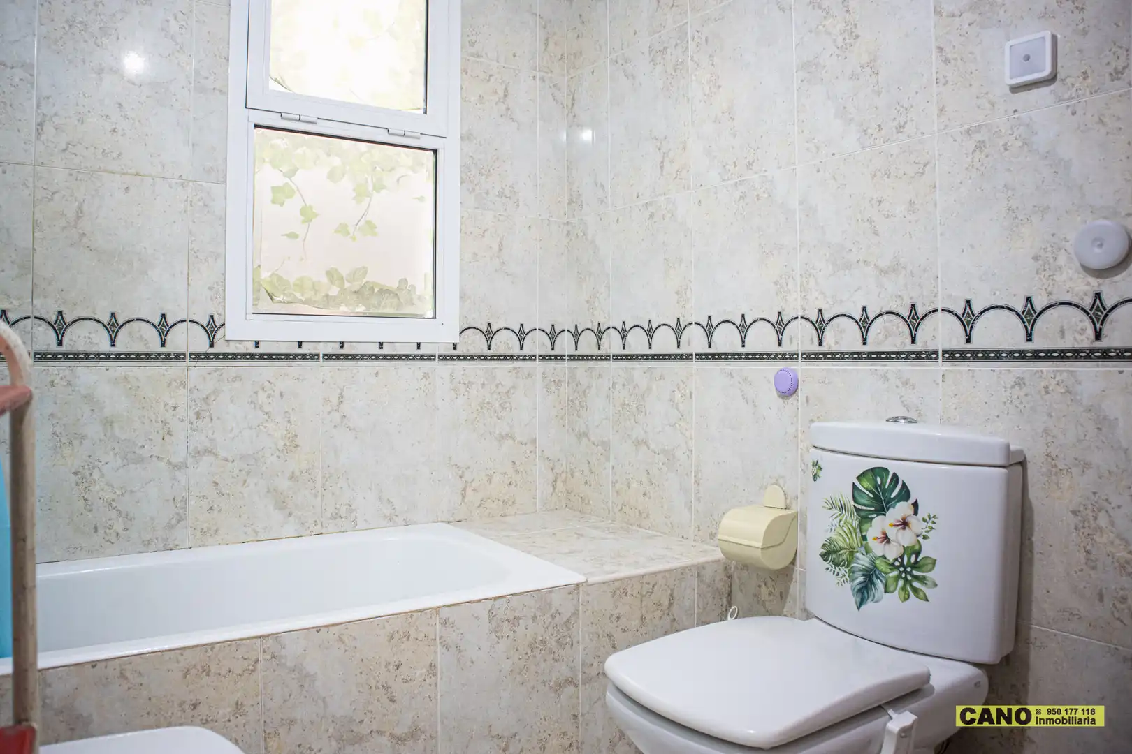 Badezimmer von Wohnung zum Verkauf in Roquetas de Mar