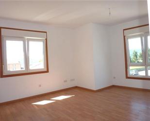 Living room of Flat to rent in Carral  with Storage room