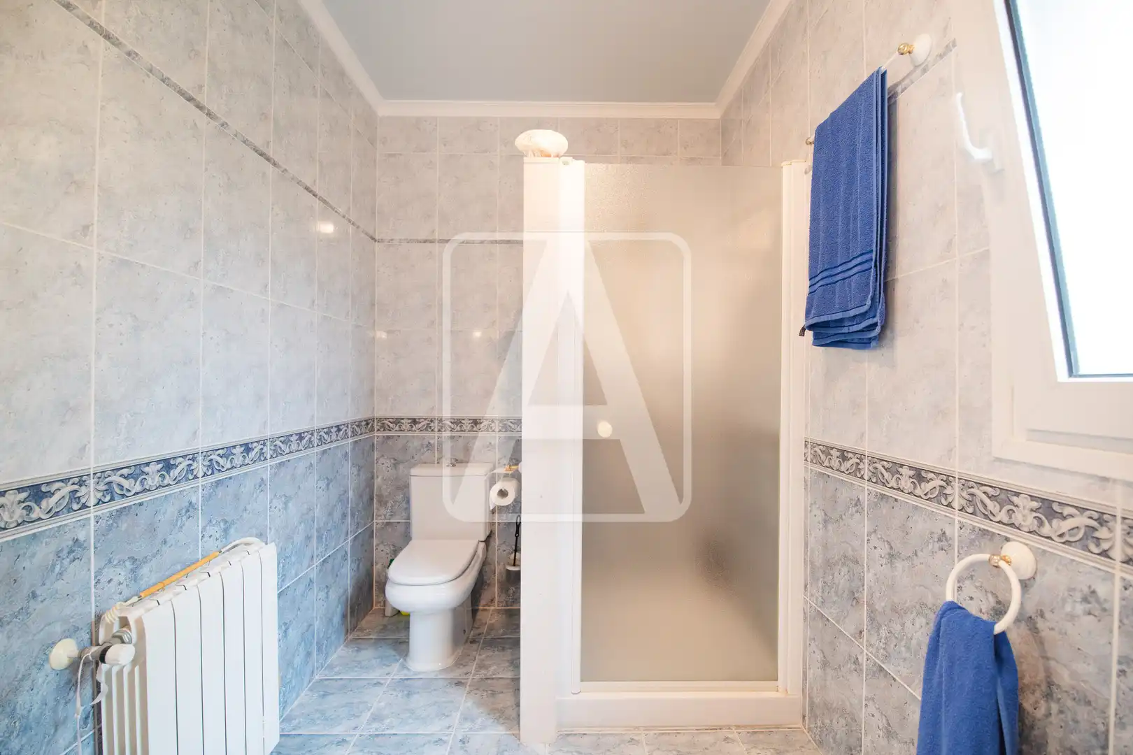 Bany de Casa o xalet en venda en Calpe / Calp amb Aire condicionat, Calefacció i Jardí privat
