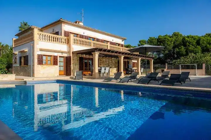 Piscina de Casa adosada en venda en Manacor amb Aire condicionat, Calefacció i Jardí privat