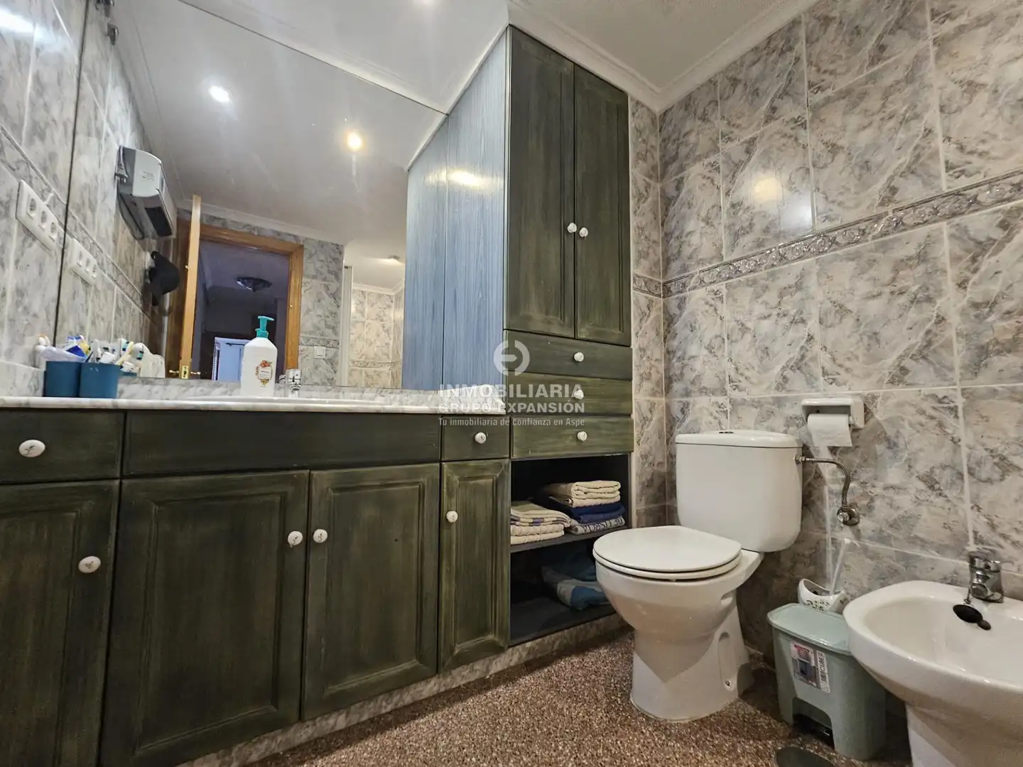 Bathroom of Houses for sale in Aspe  with Air Conditioner, Terrace and Storage room
