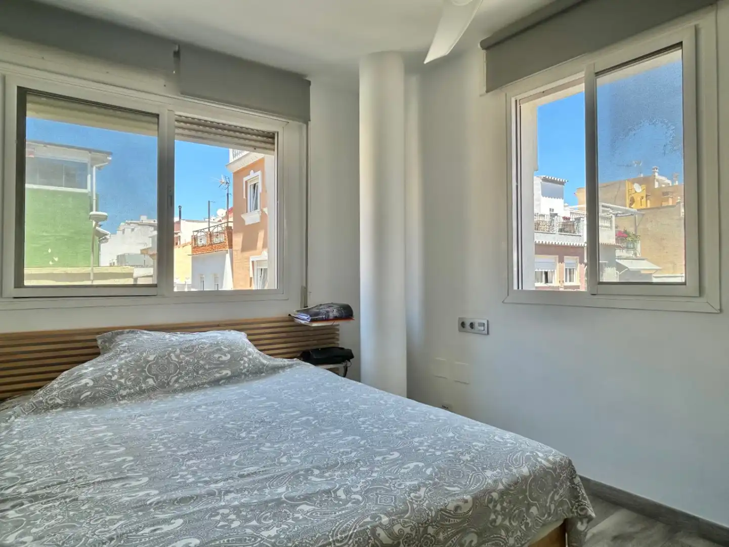 Schlafzimmer von Einfamilien-Reihenhaus zum Verkauf in Málaga mit Klimaanlage, Terrasse und Abstellraum