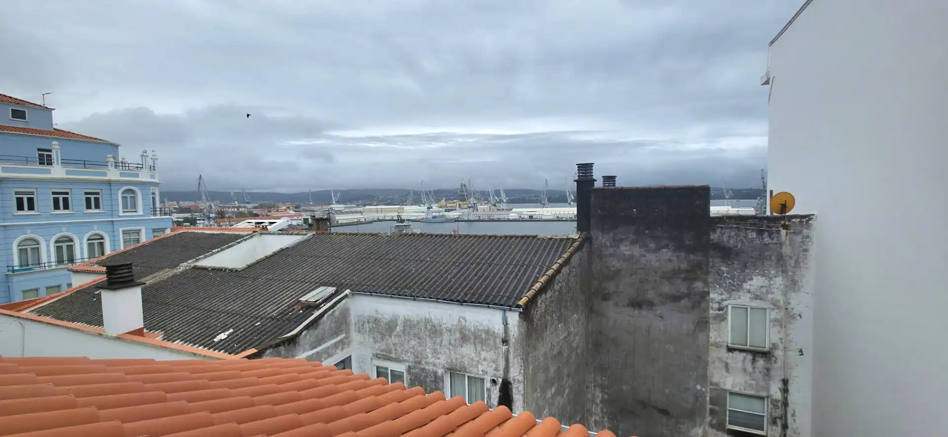 Vista exterior de Ático en venta en Ferrol con Amueblado, Horno y Lavadora