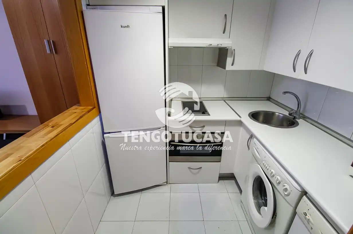 Piso en venta en Calle de Belfast, Rejas