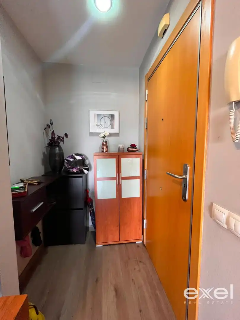 Wohnung zum Verkauf in Sant Joan Despí mit Klimaanlage, Heizung und Parkett