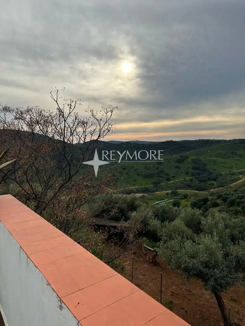 Finca rústica en venta en La Puebla de los Infantes con Aire acondicionado, Calefacción y Jardín privado