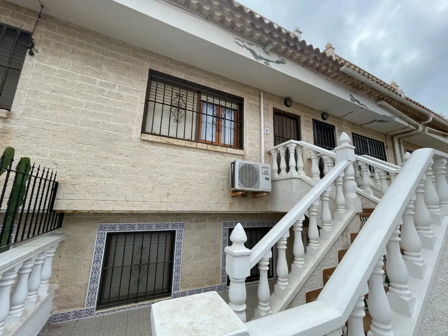 Exterior view of Houses for sale in Torrevieja