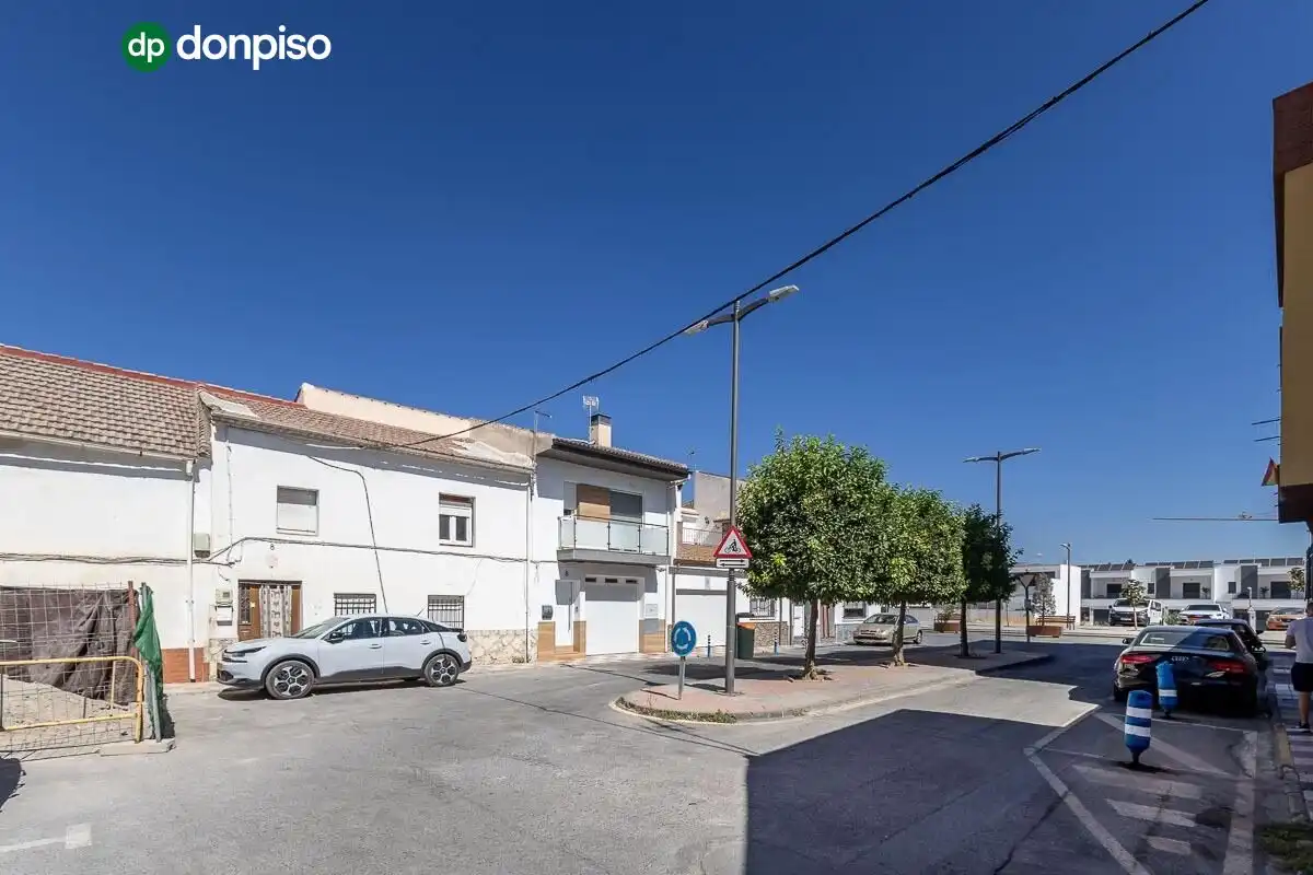 Exterior view of Detached homes for sale in Churriana de la Vega  with Air Conditioner