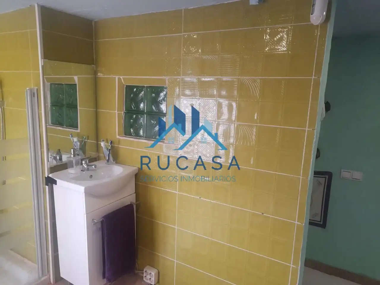 Casa adosada en venda a Cinturón De Ronda, Aguilar de Campoo