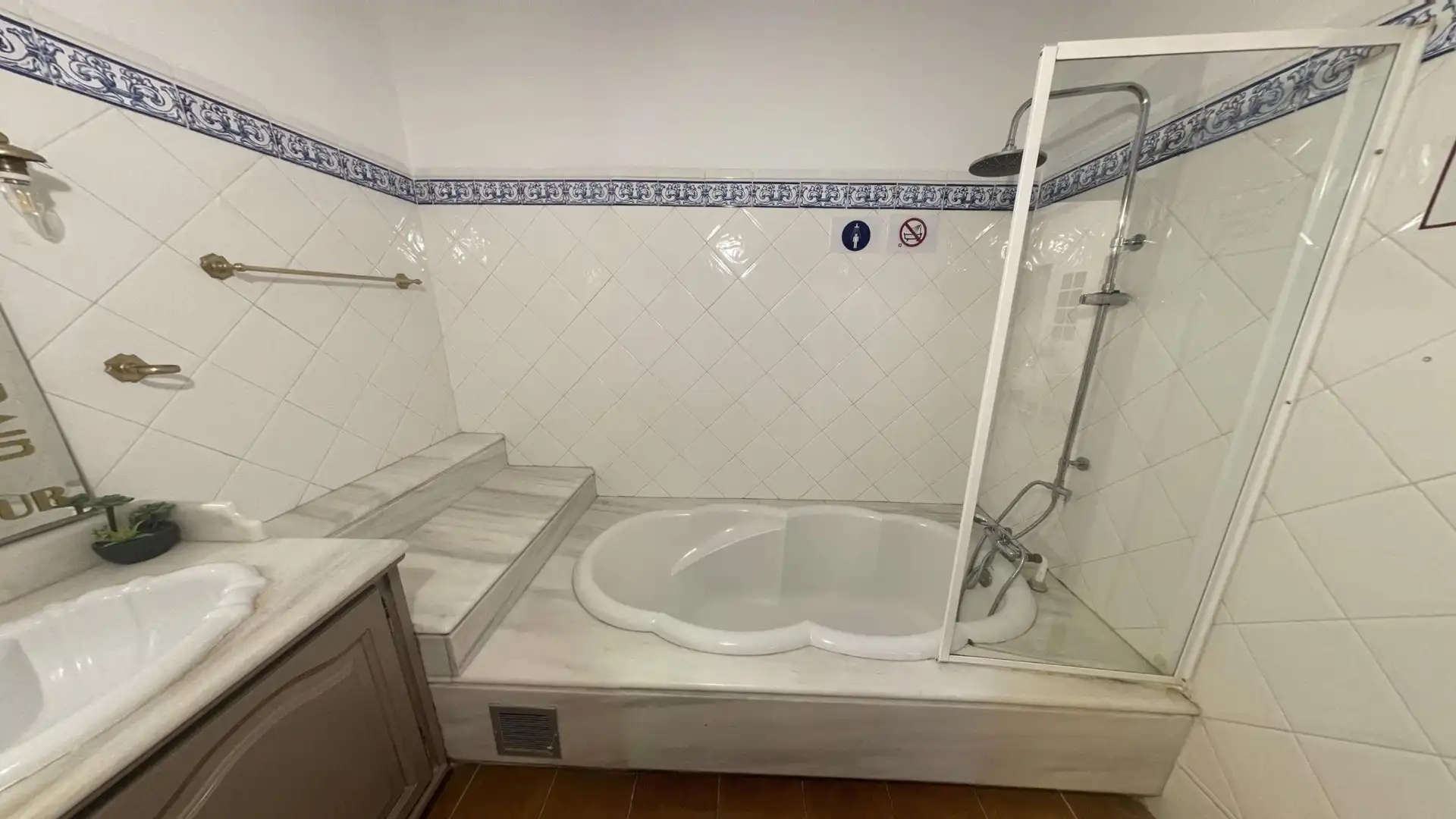 Baño de Edificio en venta en Gandia
