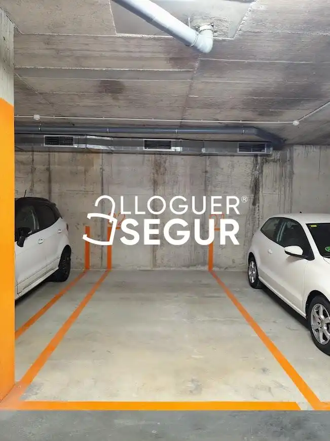 Parking of Flat for rent in Viladecans  with Air Conditioner, Terrace and Swimming Pool
