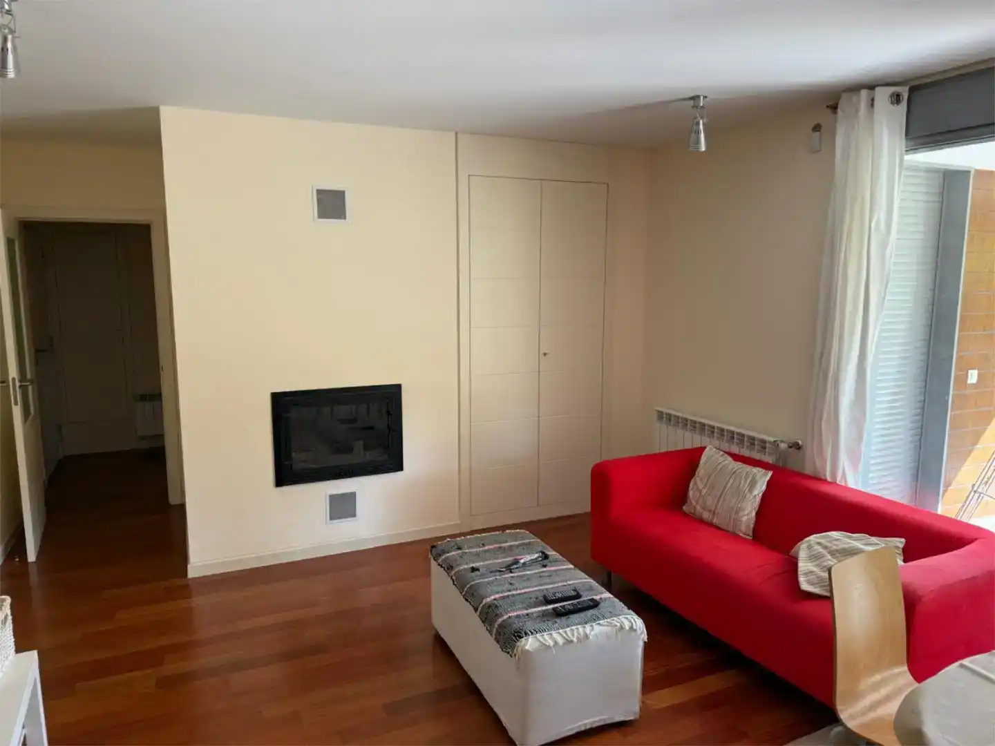 Wohnzimmer von Wohnung zur Miete in Sabiñánigo mit Privatgarten, Parkett und Abstellraum