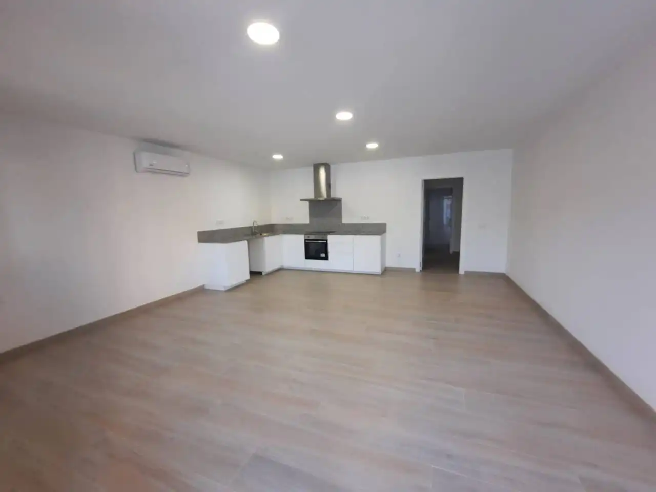 Flat for rent in Medinyà