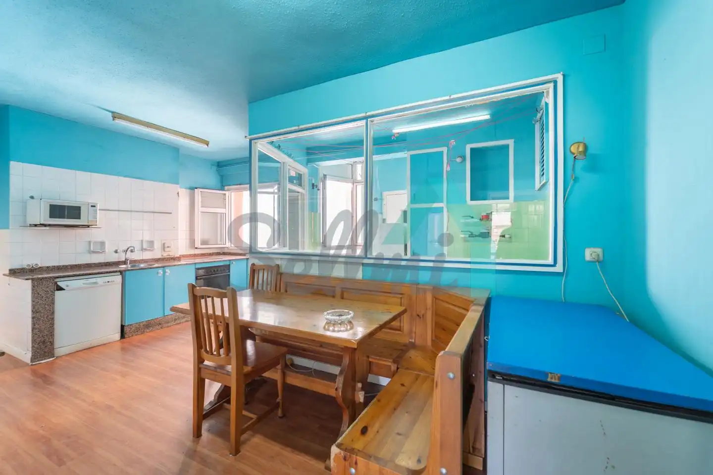 Cocina de Piso en venta en Oviedo  con Calefacción, Parquet y Terraza