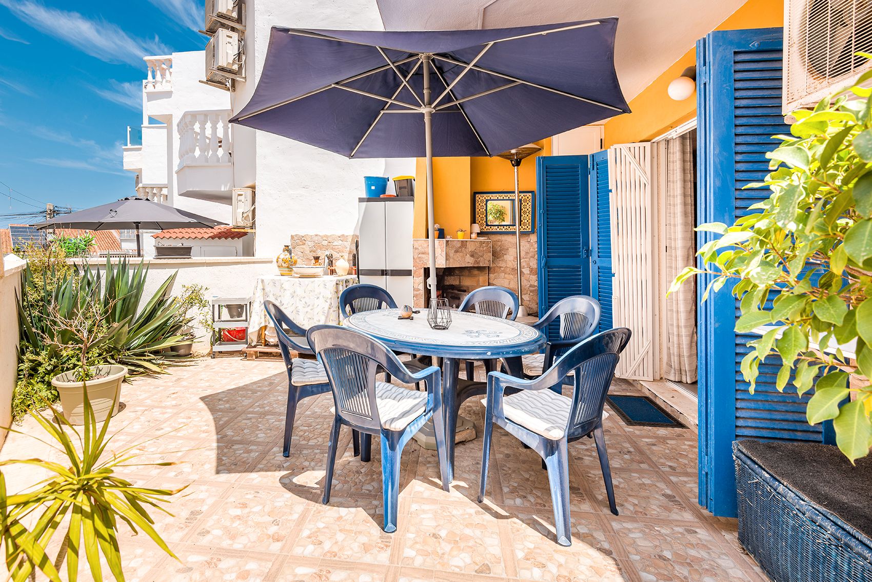 Terrassa de Casa adosada en venda en Torrevieja amb Aire condicionat, Calefacció i Jardí privat