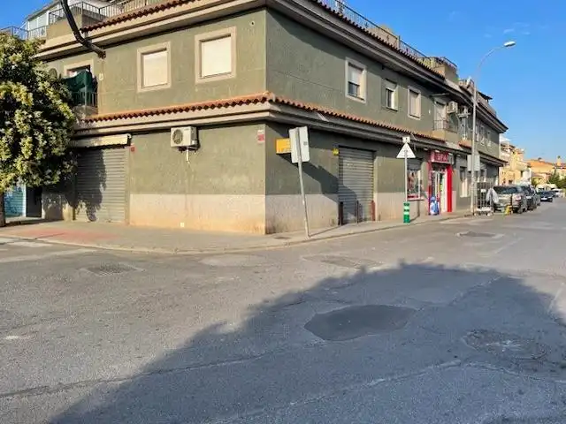 Gewerbefläche zum Verkauf in Calle de la Virgen de Los Remedios