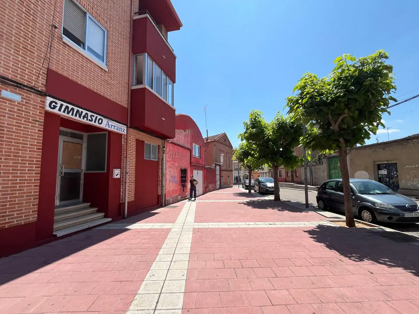 Außenansicht von Geschaftsraum zur Miete in Tudela de Duero mit Heizung und Parkett