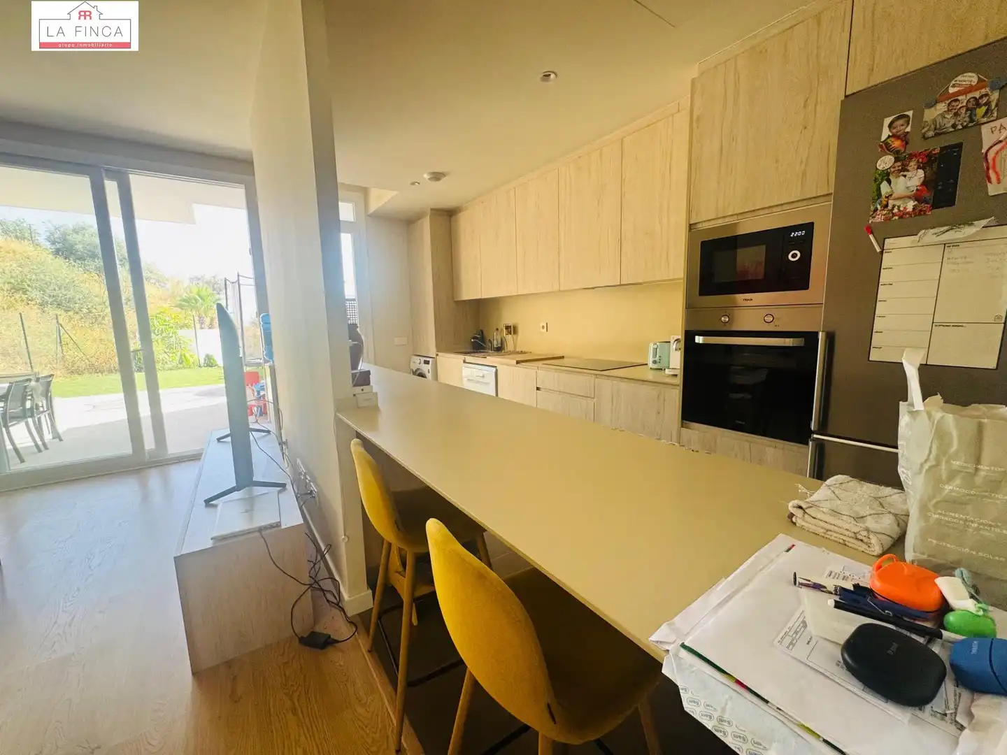Cuina de Planta baixa en venda en Málaga amb Aire condicionat, Jardí privat i Terrassa
