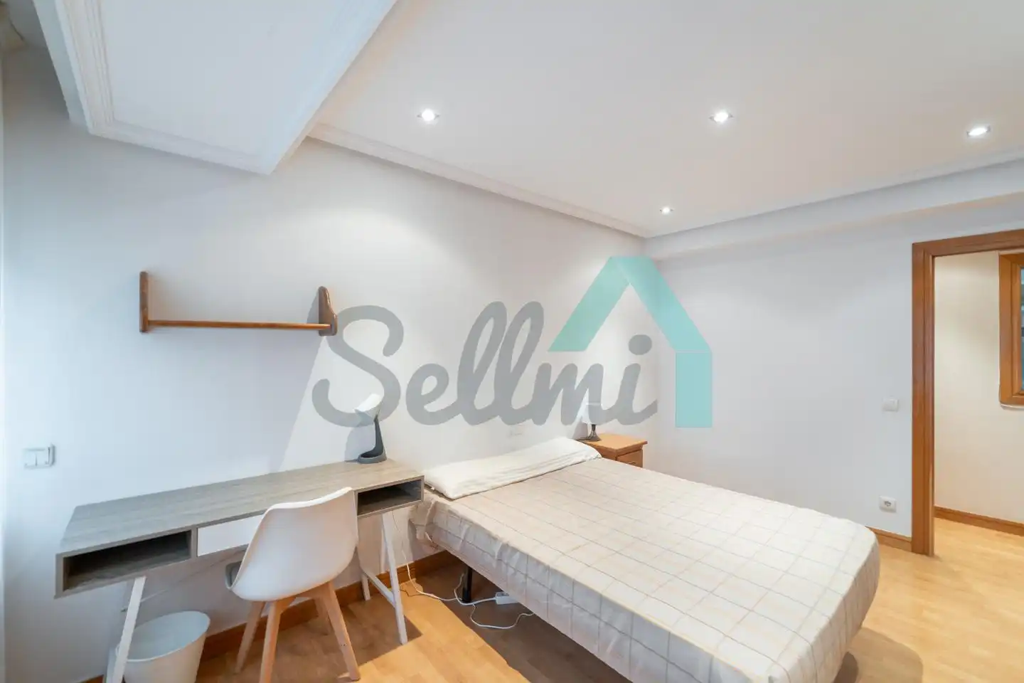 Schlafzimmer von Wohnung zur untervermieten in Oviedo  mit Heizung, Möbliert und Internet
