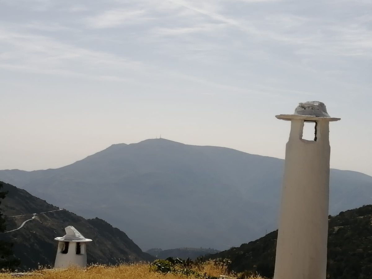 Exterior view of House or chalet for sale in Capileira  with Furnished and Balcony