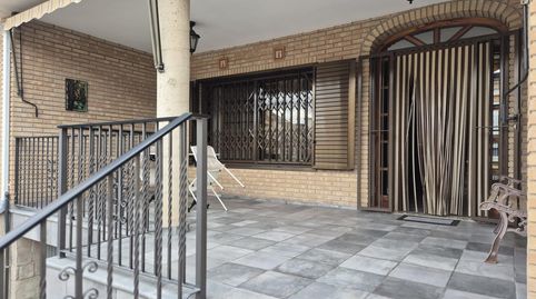 Foto 2 de Casa adosada en venta en Parque de la Bombilla, Llíria