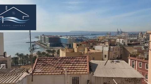 Foto 3 de Casa o xalet en venda a Casco Antiguo - Sta. Cruz - Ayuntamiento, Alicante / Alacant