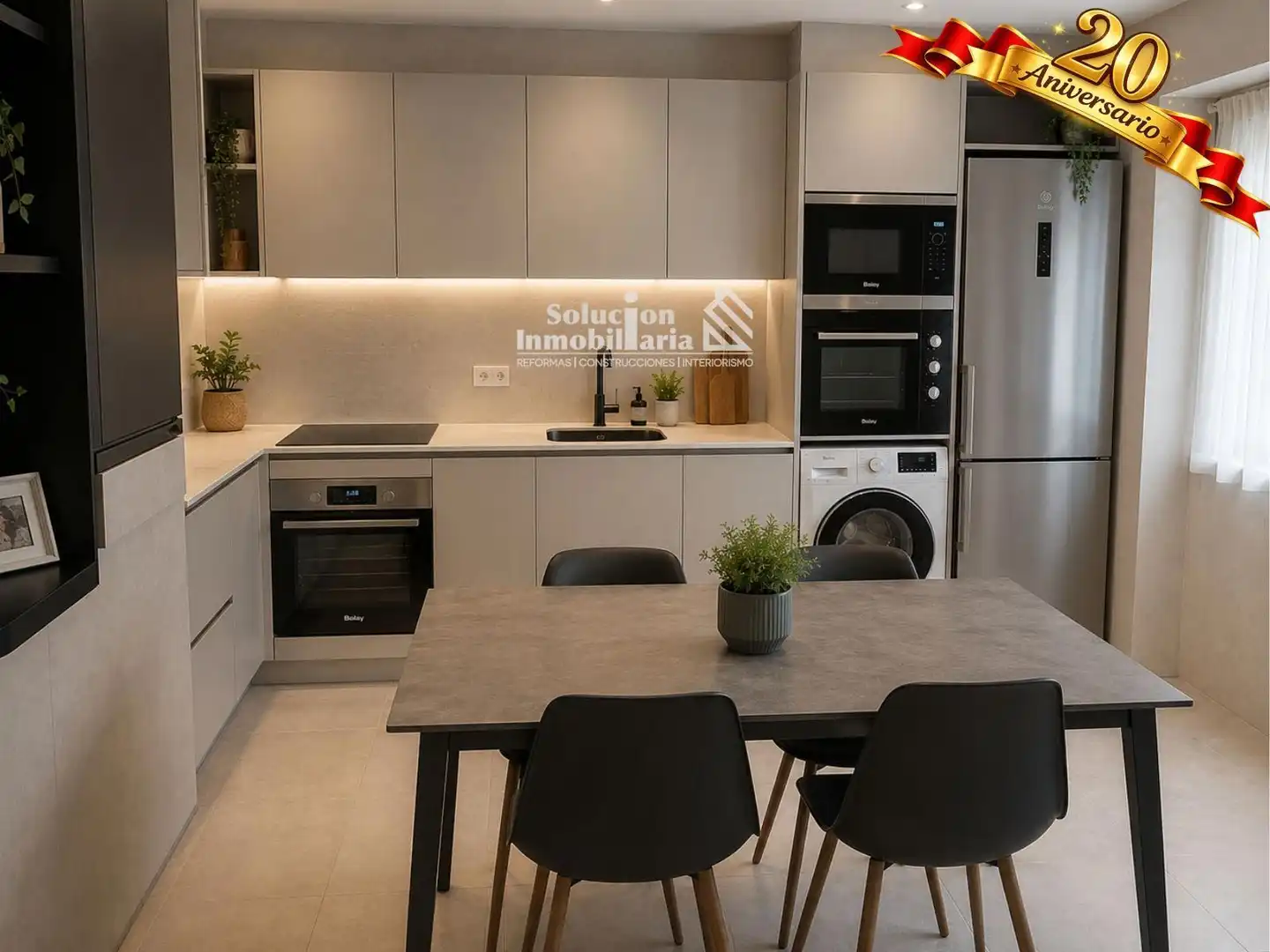 Kitchen of Flat for sale in Salamanca  with Heating and Terrace