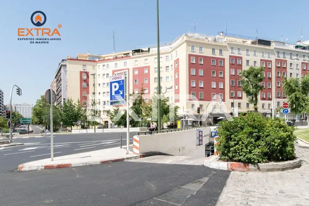 Außenansicht von Wohnung zum Verkauf in Madrid mit Heizung und Terrasse
