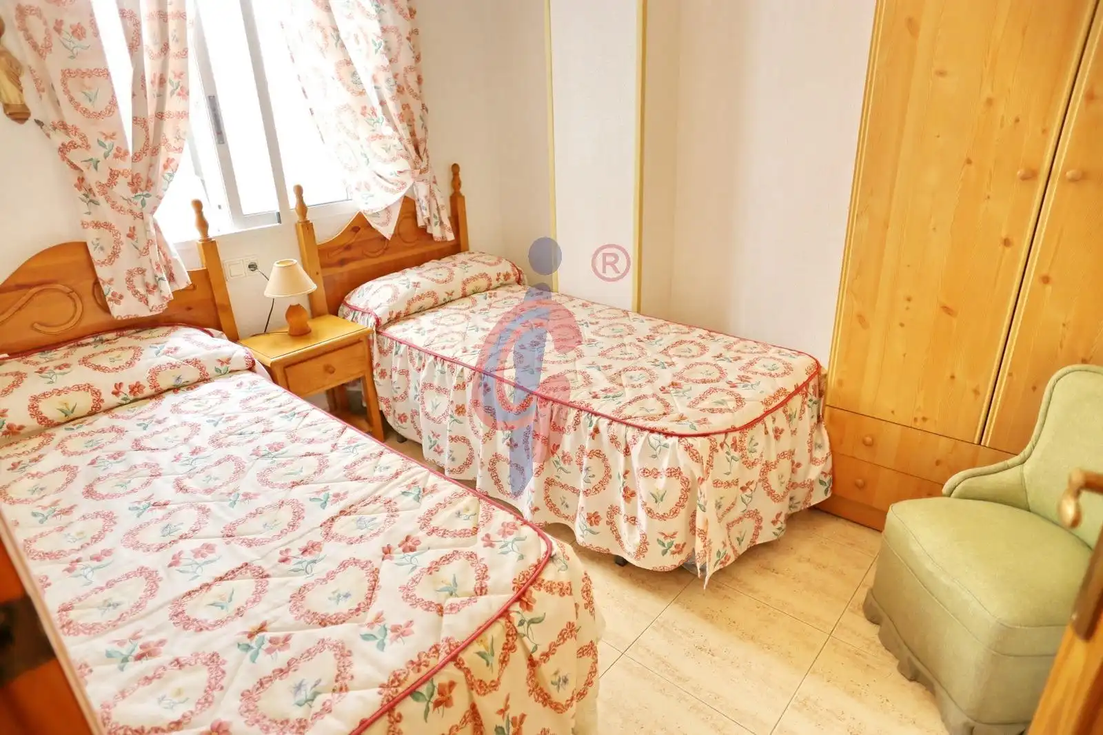 Habitación de Apartamento en venta en Guardamar del Segura con Aire acondicionado, Terraza y Amueblado