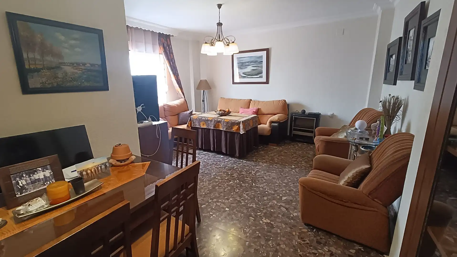 Sala d'estar de Casa o xalet en venda en Isla Cristina amb Terrassa, Moblat i Balcó