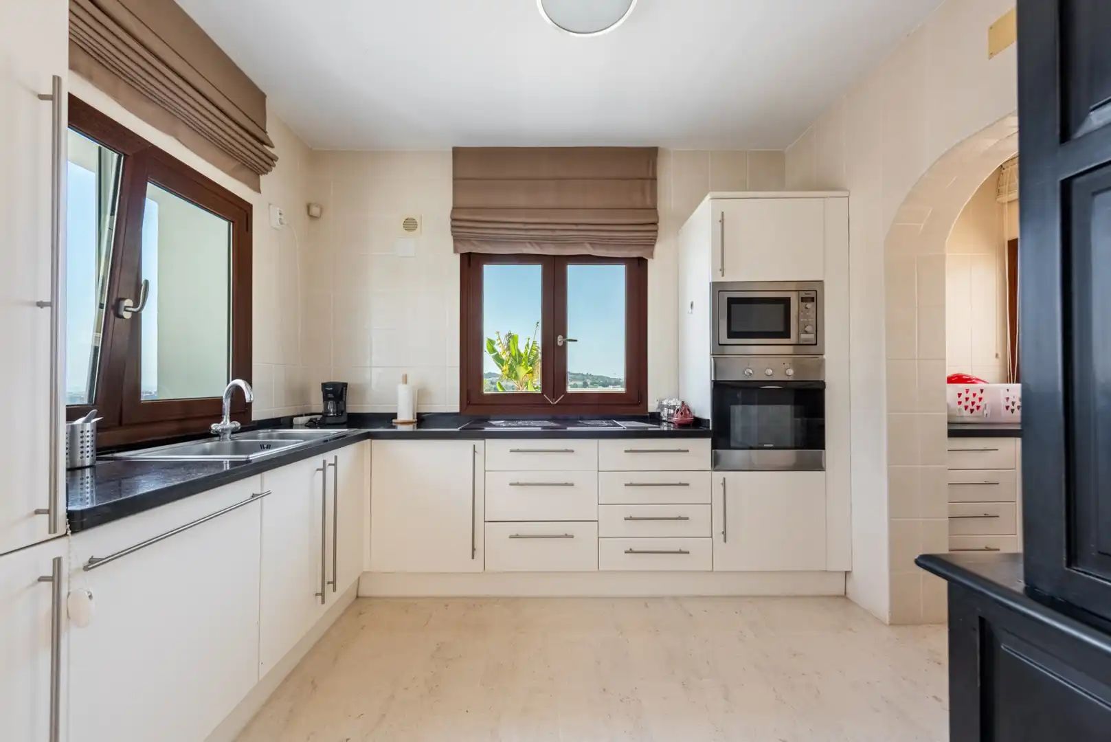 Kitchen of Houses for sale in Mijas  with Terrace, Swimming Pool and Furnished