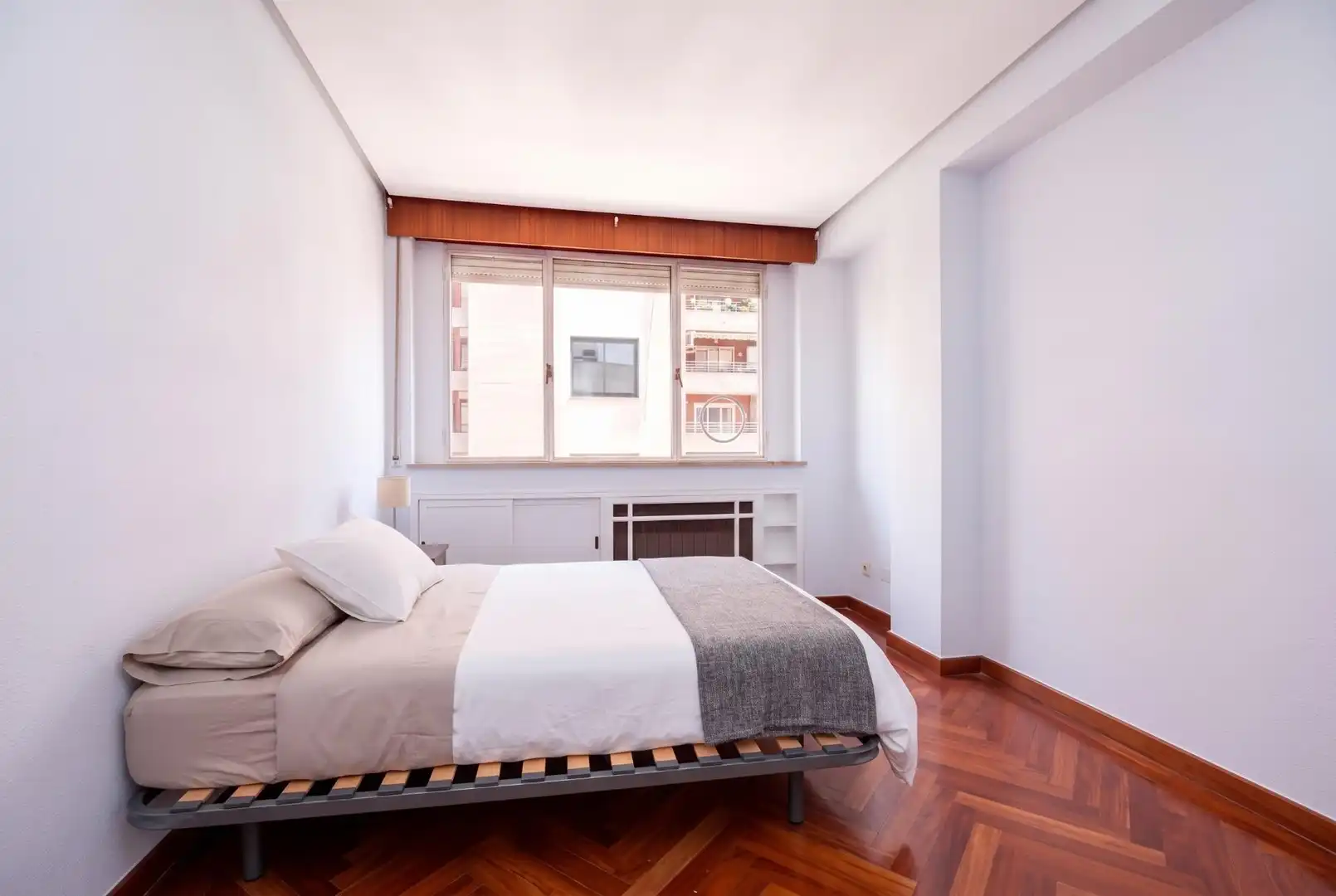 Flat with lift to rent in Calle de Guzmán El Bueno, imagen 29