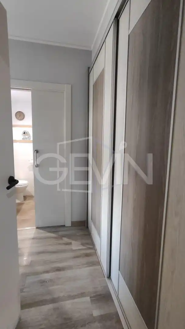 Habitación de Piso en venta en Santa Perpètua de Mogoda con Calefacción, Trastero y Balcón